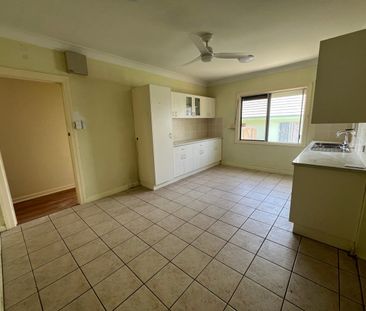 Spacious 3 bedroom home - Photo 6