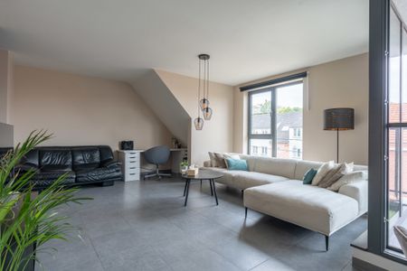 Gezellig 2-slaapkamer app met terras, berging en autostaanplaats. - Photo 3