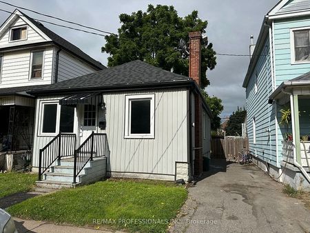 For Lease - 167.5 Grosvenor Avenue Unit# Upper, Hamilton, Ontario - Photo 5