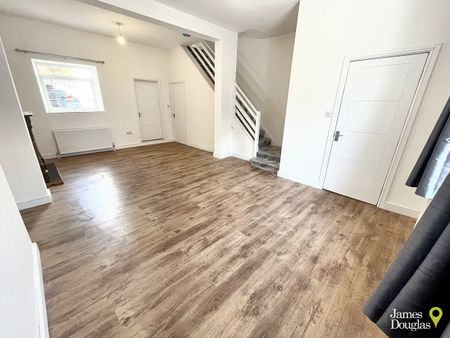 Robert street, Ynysbwl - Photo 2