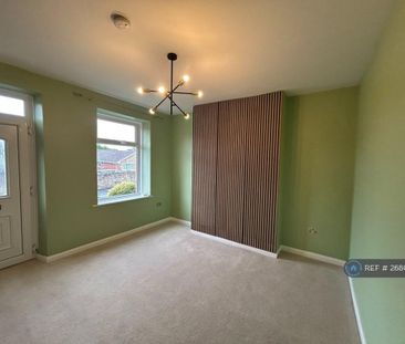 3 bedroom terraced house to rent - Photo 3