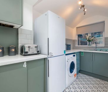 🏡 A Hidden Gem in Hinckley – Your New Home Base Awaits! - Photo 1