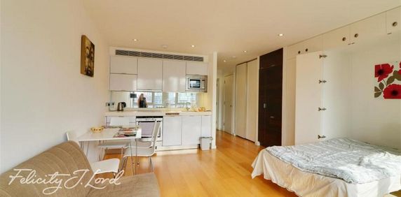 Studio to rent - Photo 2