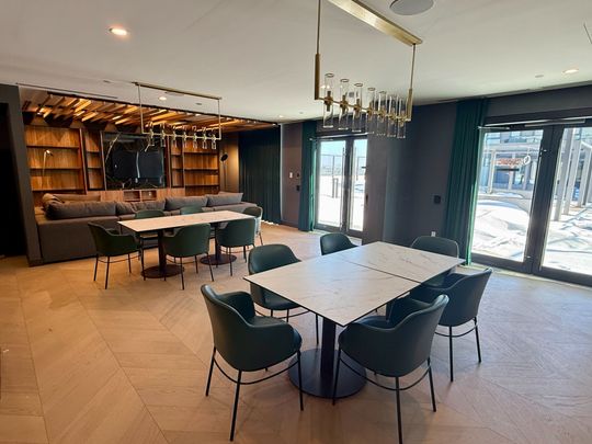 For Lease - 1007 The Queensway N/A Unit# 914, Toronto, Ontario - Photo 1