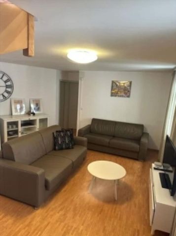 Sehr schönes 5,5-Zimmer-Wohnung möbliert im Stadtzentrum - Photo 3