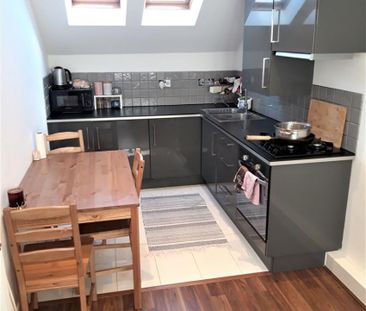 WHIPPENDELL ROAD - Photo 5