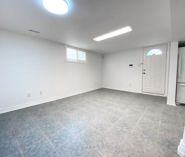 For Lease - 2 Kellyvale Road Unit# Bsmt, Toronto, Ontario - Photo 2