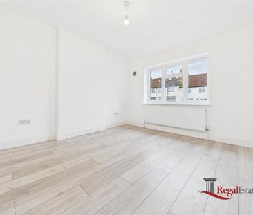 4 bedroom terraced house to rent - Photo 5