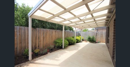 Amazing 3 bedroom unit in great location. - Photo 3