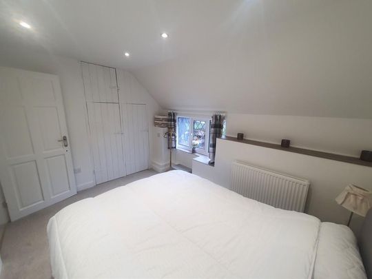 2 bedroom cottage to rent - Photo 1