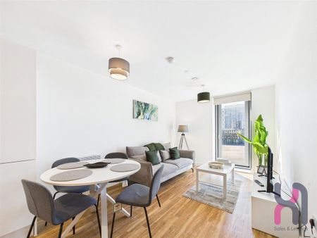 2 bedroom flat to rent - Photo 2