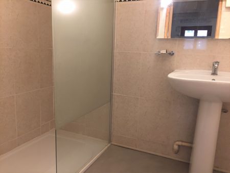 Studio - Aix-En-Provence (13100) - 32.9 m² - - Photo 5