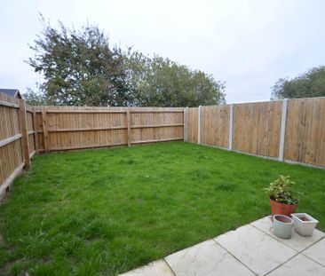 3 bedroom semi-detached house to rent - Photo 6