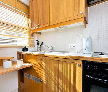 Fairholme Road, West Kensington, London, W14 - Photo 1