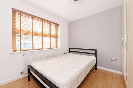 Tribeca Apartments, Heneage Street, Spitalfields, London, E1 - Photo 2