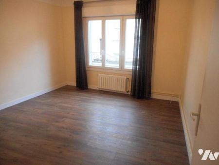 COUTANCES, rue Montigny, APPARTEMENT en RDC de 39 m2 - Photo 2