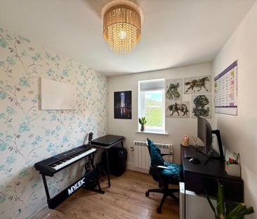 2 bedroom flat to rent - Photo 3