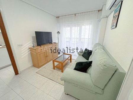 Alquiler de piso en Calle Joaquín Chapaprieta - Photo 5