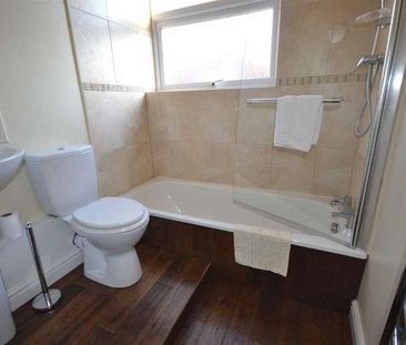 Heardman Avenue, Springfield, Wigan, WN6 - Photo 2