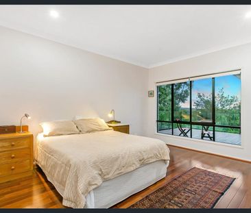 The ultimate location with views forever! - Photo 1