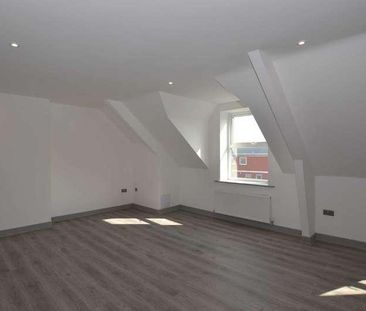 South Parade, Whitley Bay, NE26 - Photo 5