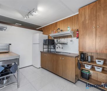 9a Highclere Avenue, Mount Waverley, Vic 3149 - Photo 3