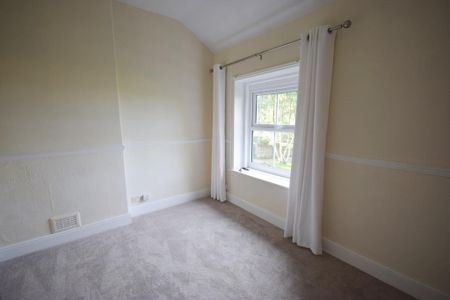 3 bedroom detached house to rent - Photo 3