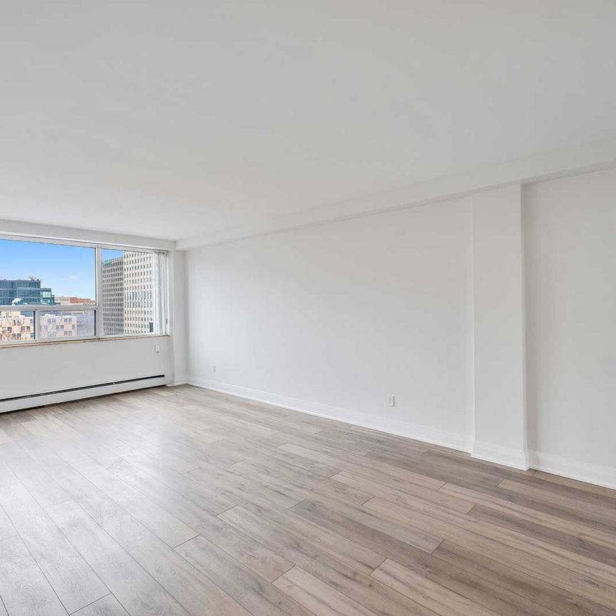 For Lease - 484 Avenue Road Unit# 1002, Toronto, Ontario - Photo 1