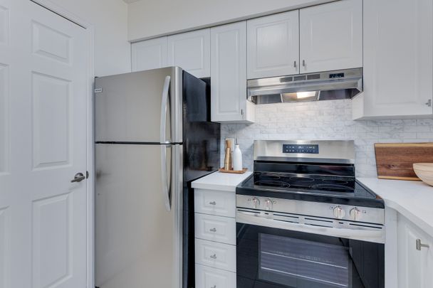 For Lease - 288 Mariners Way, Collingwood, Ontario - Photo 1