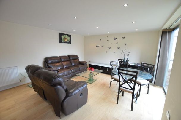 2 bedroom apartment to rent - Photo 1