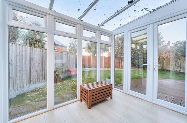 4 bedroom detached house to rent - Photo 1