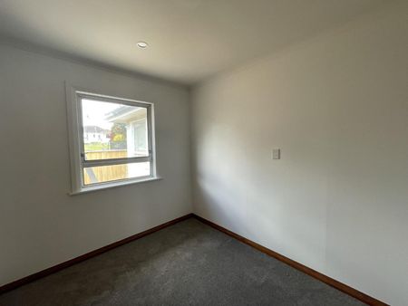 Renovated Tawhero Home - Photo 2