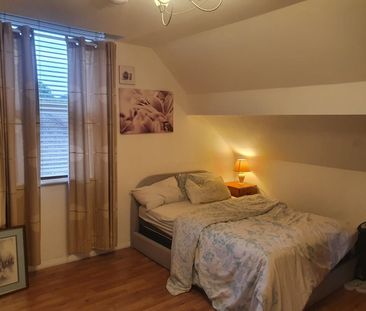 Studio Flat, Stockwood Crescent, LU1 - Photo 1