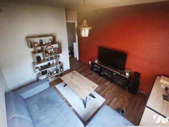 COUTANCES, centre ville appartement F2 non meublé - Photo 1