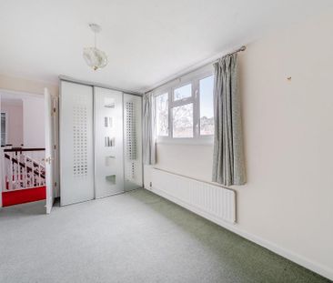 3 bedroom detached house to rent - Photo 5