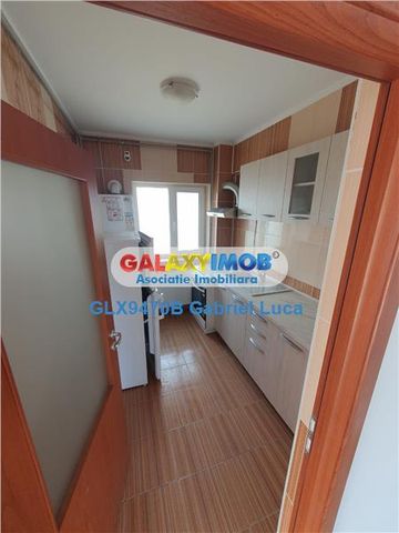 Apartament 3 camere 80 mp | Parcare - Curte | M. Aparatorii Patriei | - Fotografie 2