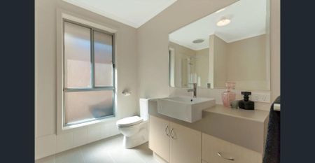 LOW MAINTENANCE MODERN LIVING - Photo 2