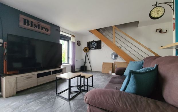 APPARTEMENT TRIPLEX MEUBLÉ QUIMPER – QUARTIER PRAT AR ROUZ 105 M² - Photo 1