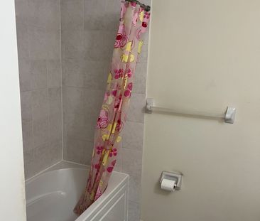 For Lease - 14 Bersan Terrace Unit# Upper, Brampton, Ontario - Photo 4