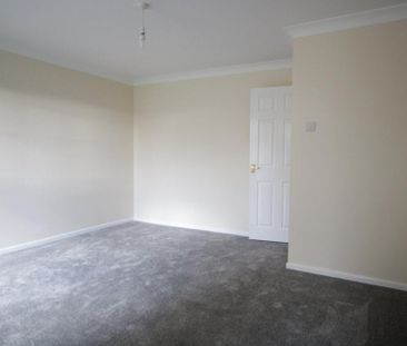 2 bedroom ground floor maisonette to rent - Photo 5