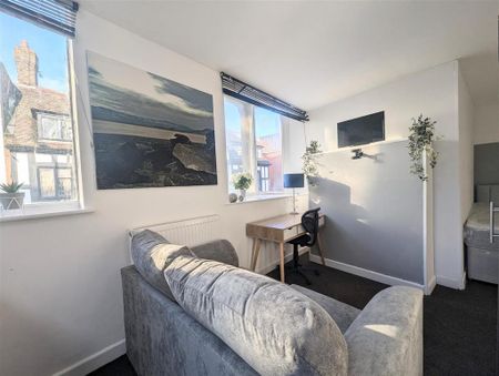 1 bedroom apartment to rent - Photo 2