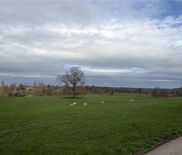2 bedroom barn conversion to rent - Photo 1