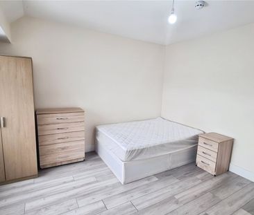 Church Stretton Road, Hounslow, TW3 2QP - Photo 1