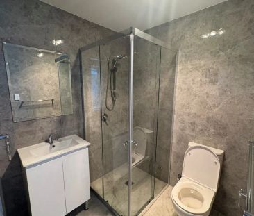 “Modern 2-Bedroom Granny Flat For Rent !” - Photo 2