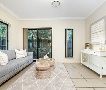1 Treeland Circuit, Kellyville NSW 2155 - Photo 6