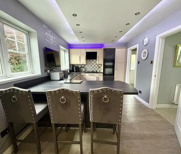 4 bedroom detached house to rent - Photo 5
