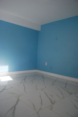 For Lease - 593 Ridgeway Avenue, Oshawa, Ontario - Photo 1