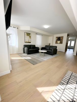 For Lease - 905 Bamford Terrace, Peterborough, Ontario - Photo 1