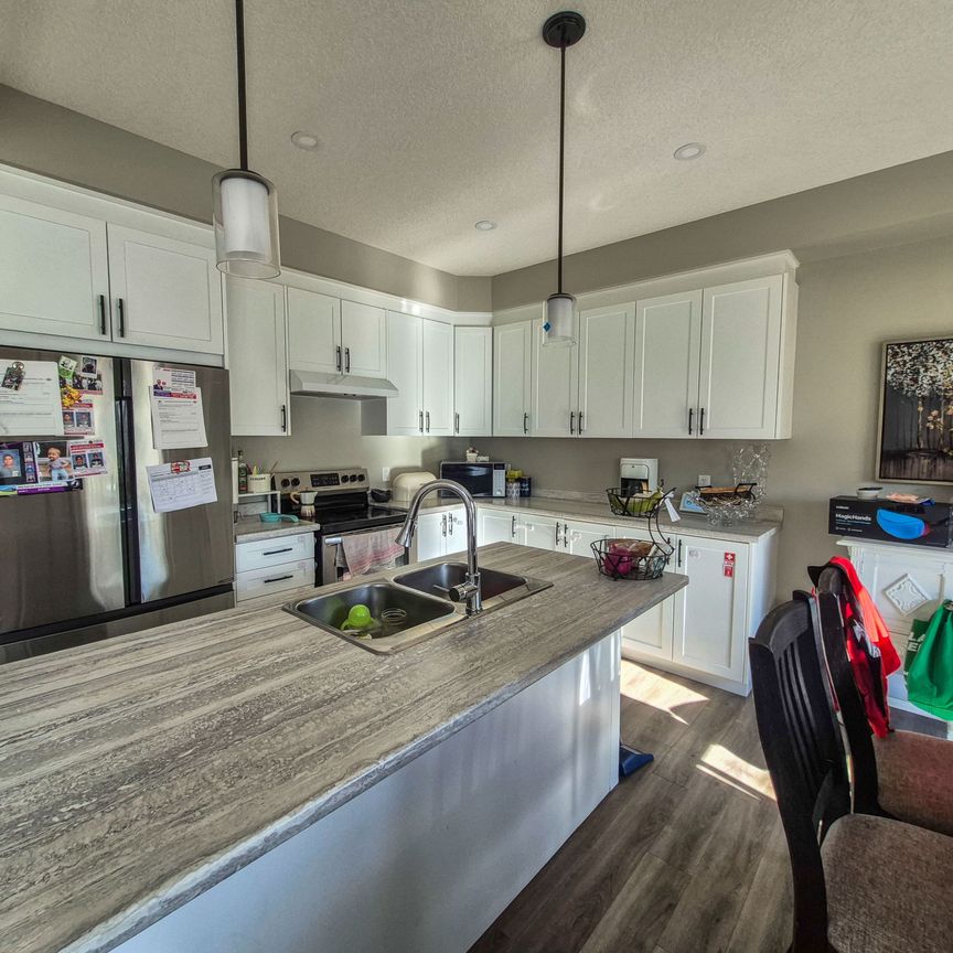 For Lease - 153 Otterbein Road, Kitchener, Ontario - Photo 1