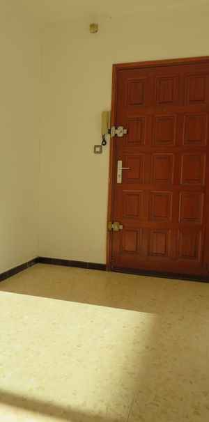 T3+GARAGE 545€ H.C St-Cesaire Nîmes, 71m² - Photo 2